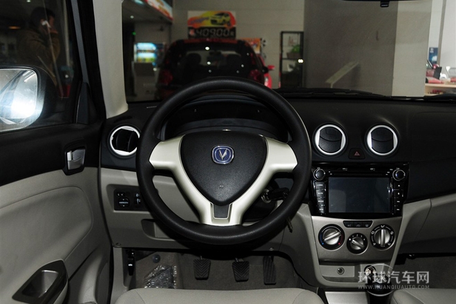 2012款 1.3L 手动舒适型 国IV