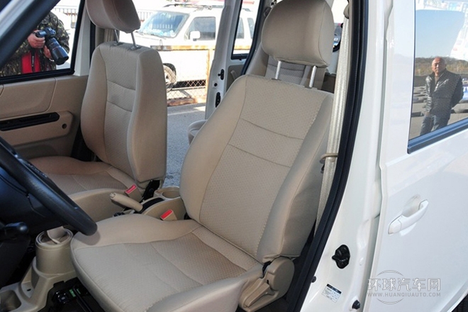 2014款 1.5L商务豪华型