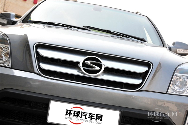 2011款 2.0L 手动两驱超豪华型