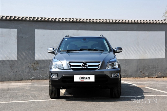 2011款 2.0L 手动两驱超豪华型
