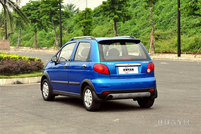 2012款 改款 1.2L 手动运动版优越型