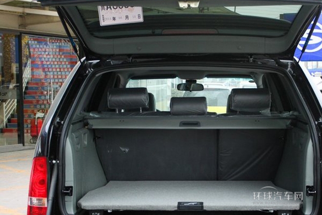 2011款 2.0L 自动两驱超豪华型