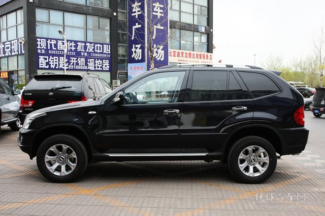 2011款 2.0L 自动两驱超豪华型