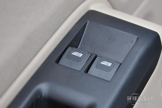 2014款 1.5L加长商务舒适型