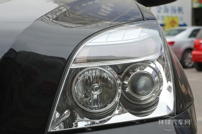 2011款 2.4L 手动四驱豪华型