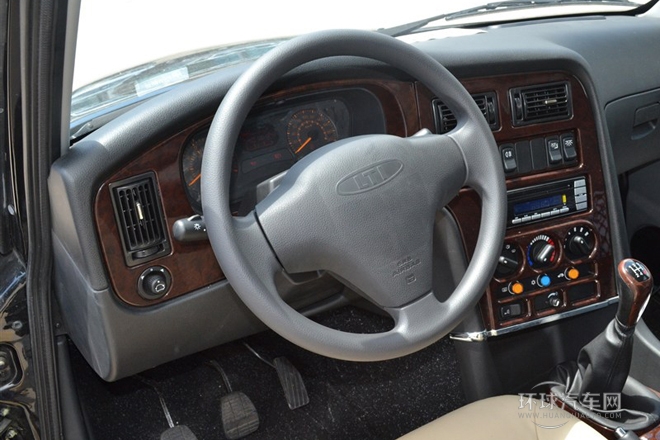 2009款 2.4L 标配