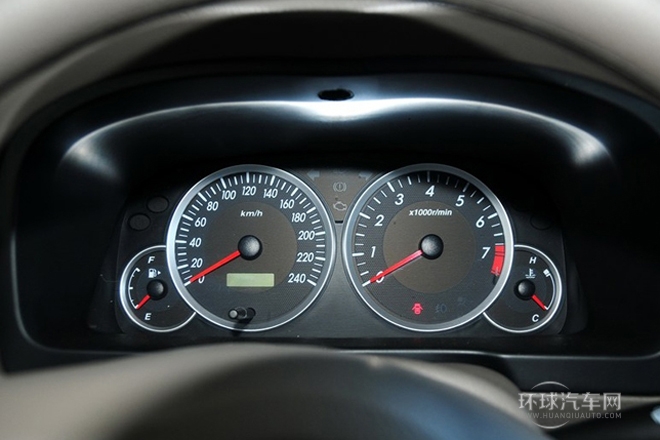 2011款 超值版 1.3L 手动5座