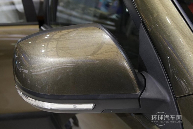 2013款 1.5L 手动7座时尚豪华型