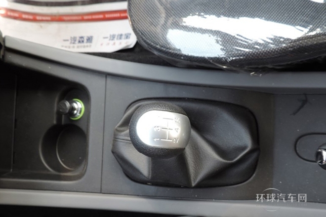 2013款 1.5L 手动5座时尚舒适型