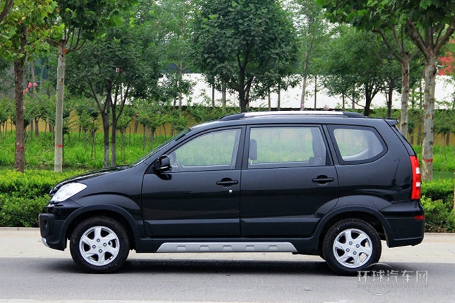 2013款 1.5L 手动7座都市时尚版