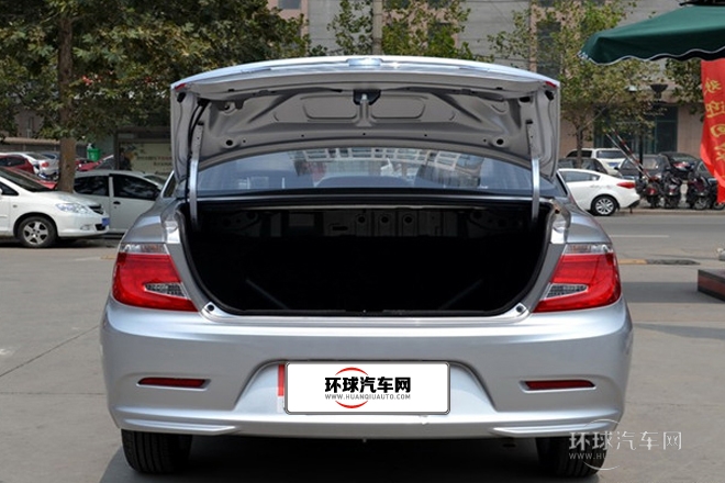 2013款 1.5L 手动运动型