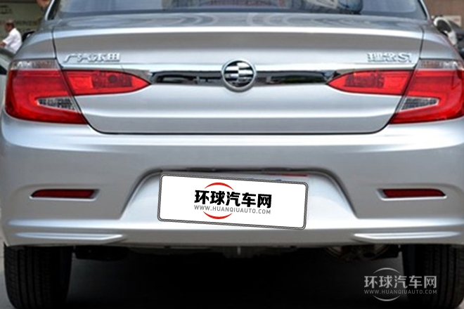 2013款 1.5L 手动运动型