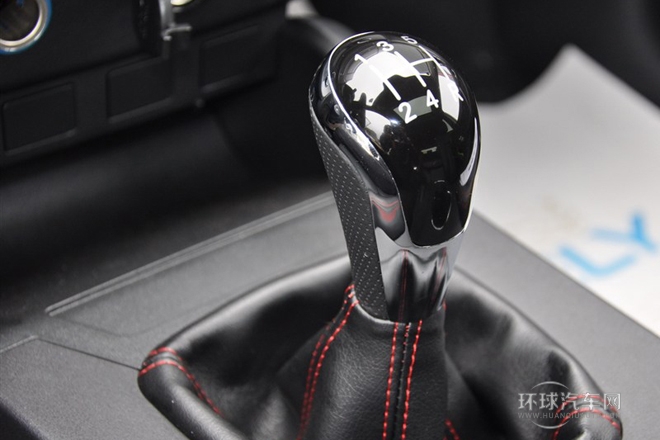 2014款 1.8L 手动精英型
