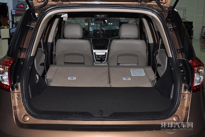 2013款 2.4L 自动尊贵型