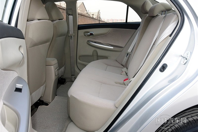 2013款 特装版 1.6L 手动炫酷型GL