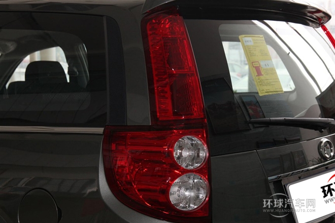 2013款 智尊版 2.0T手动四驱进取型