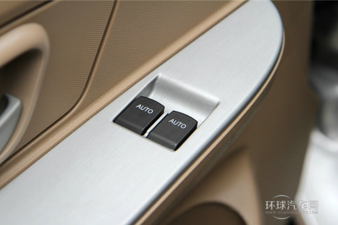 2012款 1.2L标准型