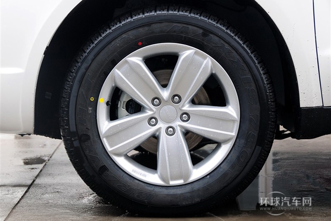 2013款 1.8L 手动尊贵型