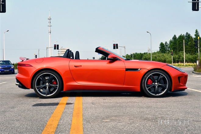 2013款 5.0T V8 S 敞篷中国限量版