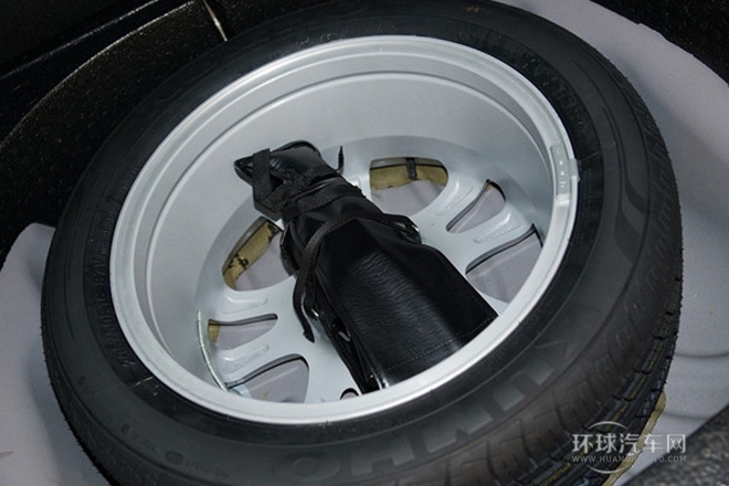 2012款 Sportback 1.8L 手动尊贵型