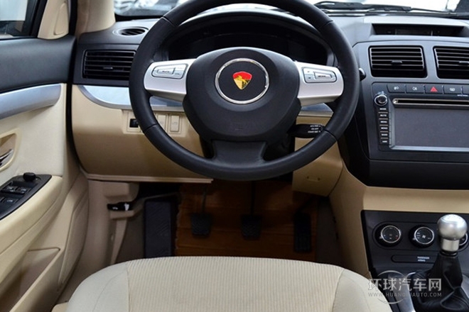 2012款 三厢 1.8L 手动风尚版