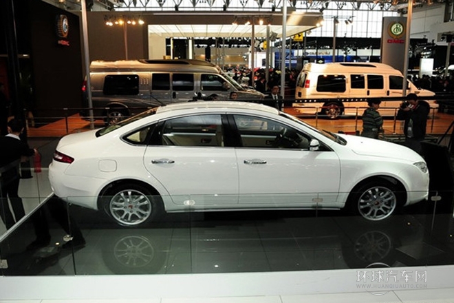 2012款 三厢 1.8L 手动风尚版