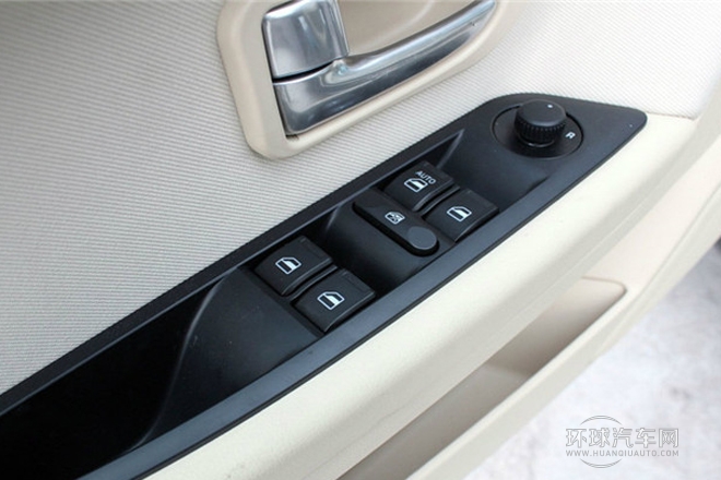 2012款 三厢 1.8L 自动风尚版