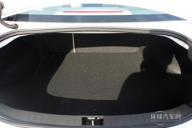 2012款 三厢 1.8L 自动风尚版