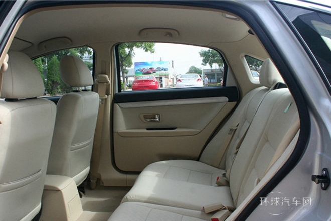 2012款 三厢 1.8L 自动风尚版