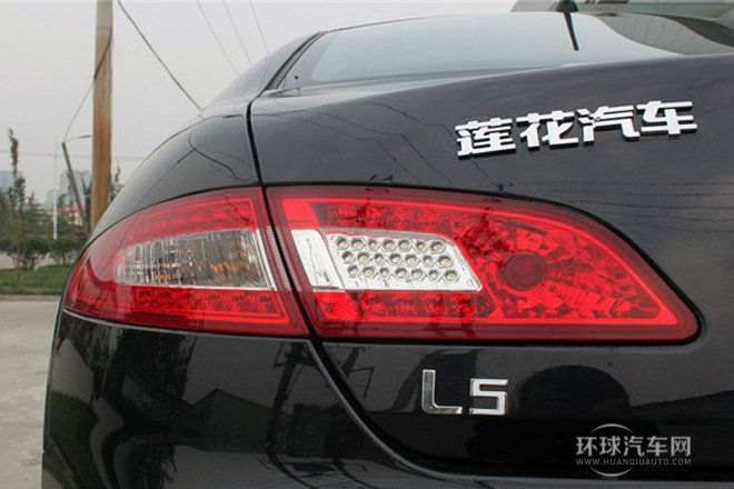 2012款 三厢 1.8L 自动风尚版