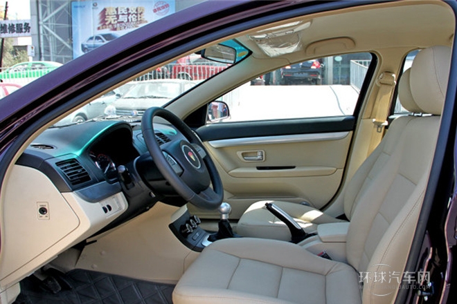 2012款 三厢 1.8L 自动尊贵型
