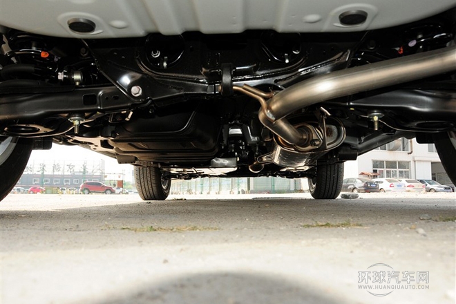 2013款 2.0L CVT两驱都市版
