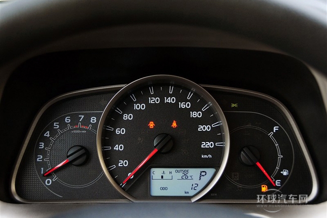 2013款 2.0L CVT两驱都市版