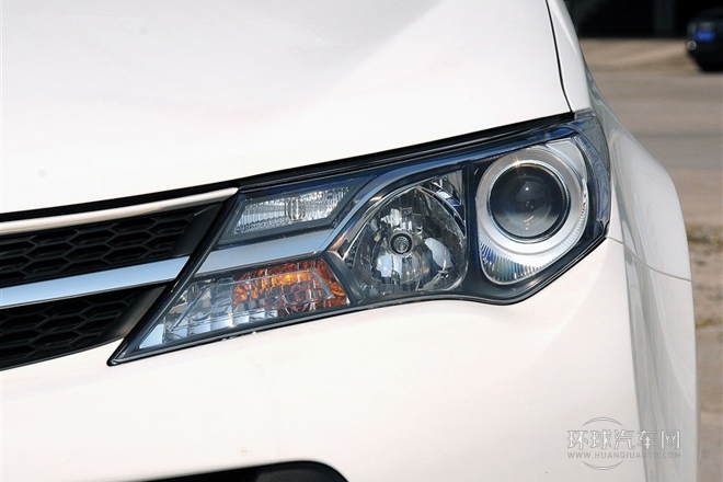 2013款 2.0L CVT两驱都市版