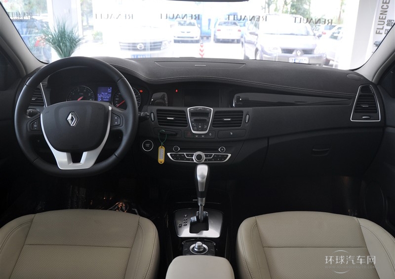 2011款 2.0T 豪华导航版