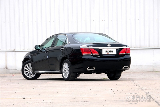 2012款 V6 2.5L Royal 导航版