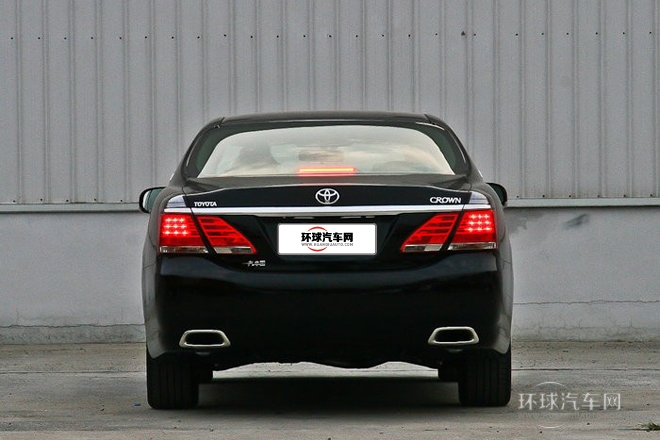 2012款 V6 2.5L Royal Saloon