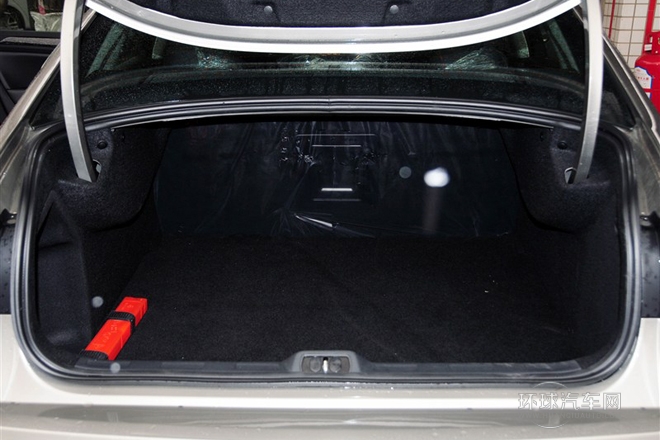 2014款 2.3L 自动豪华型