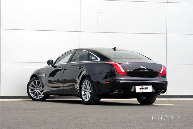 2014款 XJL 2.0T 两驱尊享商务版