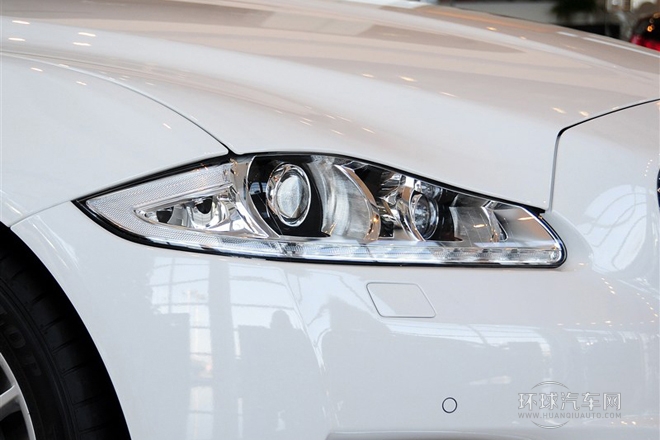 2014款 XJL 3.0 SC 两驱全景商务版