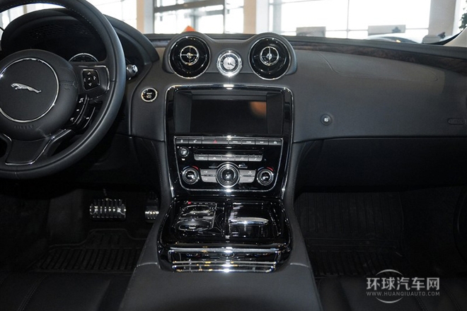 2014款 XJL 3.0 SC 两驱全景商务版