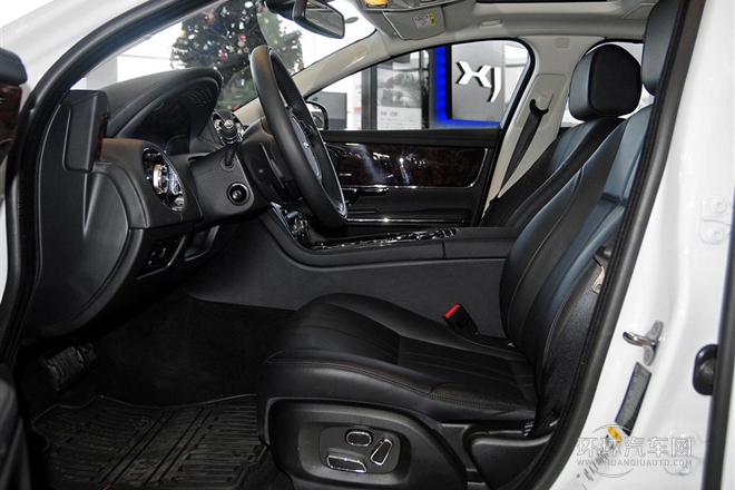 2014款 XJL 3.0 SC 两驱全景商务版
