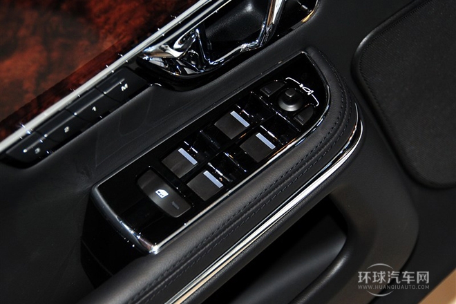 2014款 XJL 3.0 SC 两驱全景商务版