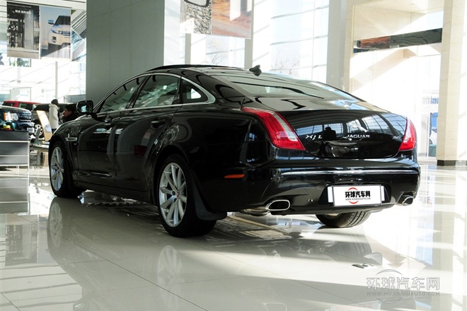 2014款 XJL 3.0 SC 两驱尊享商务版