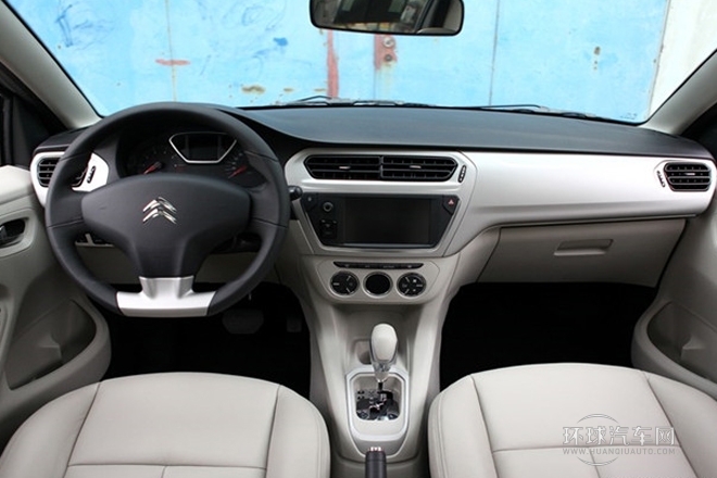 2014款 1.6L 自动豪华型