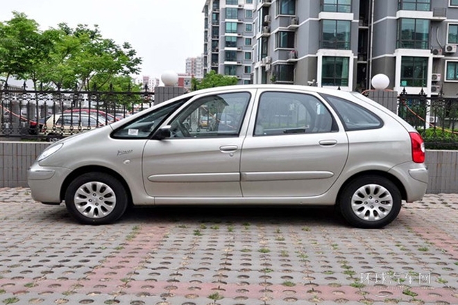 2007款 2.0L 自动天窗版