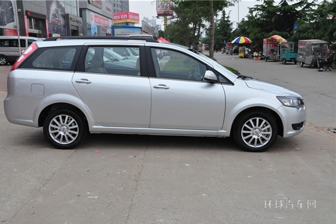 2012款 1.8L 手动豪华型