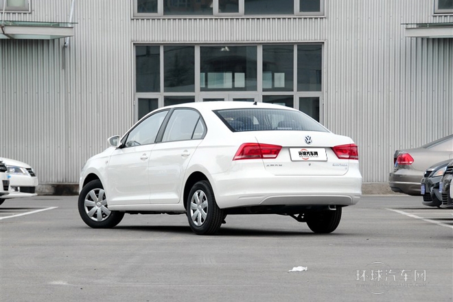 2015款 1.6L 自动风尚版