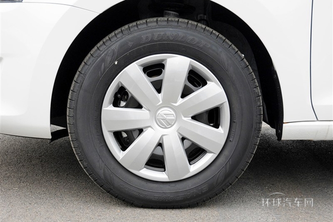 2015款 1.6L 自动风尚版