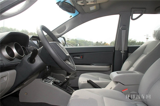 2011款 2.0T 两驱舒适型